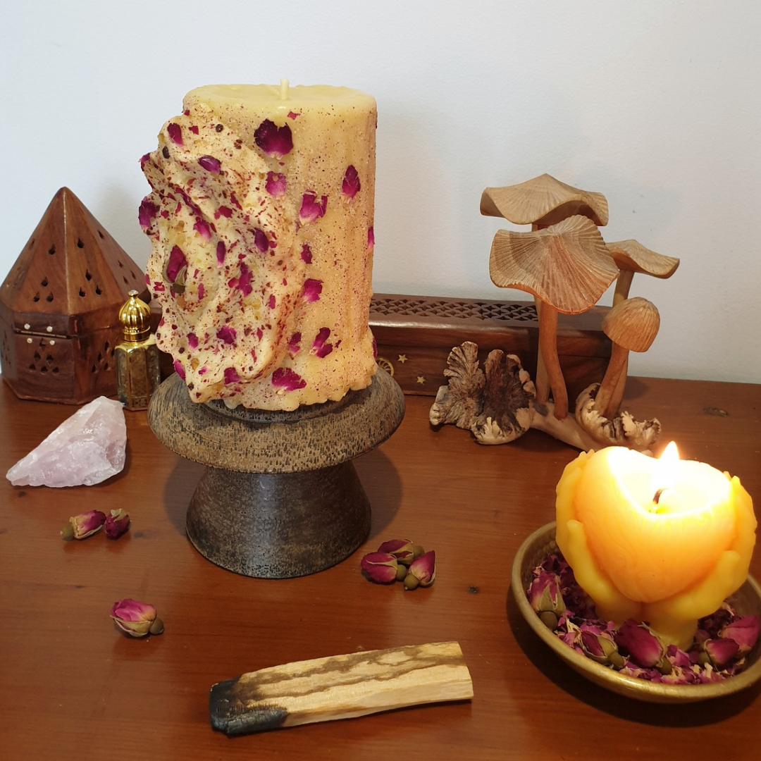 Medium Yoni Beeswax Pillar Candle | 70 Hrs ♡ One-of-a-kind