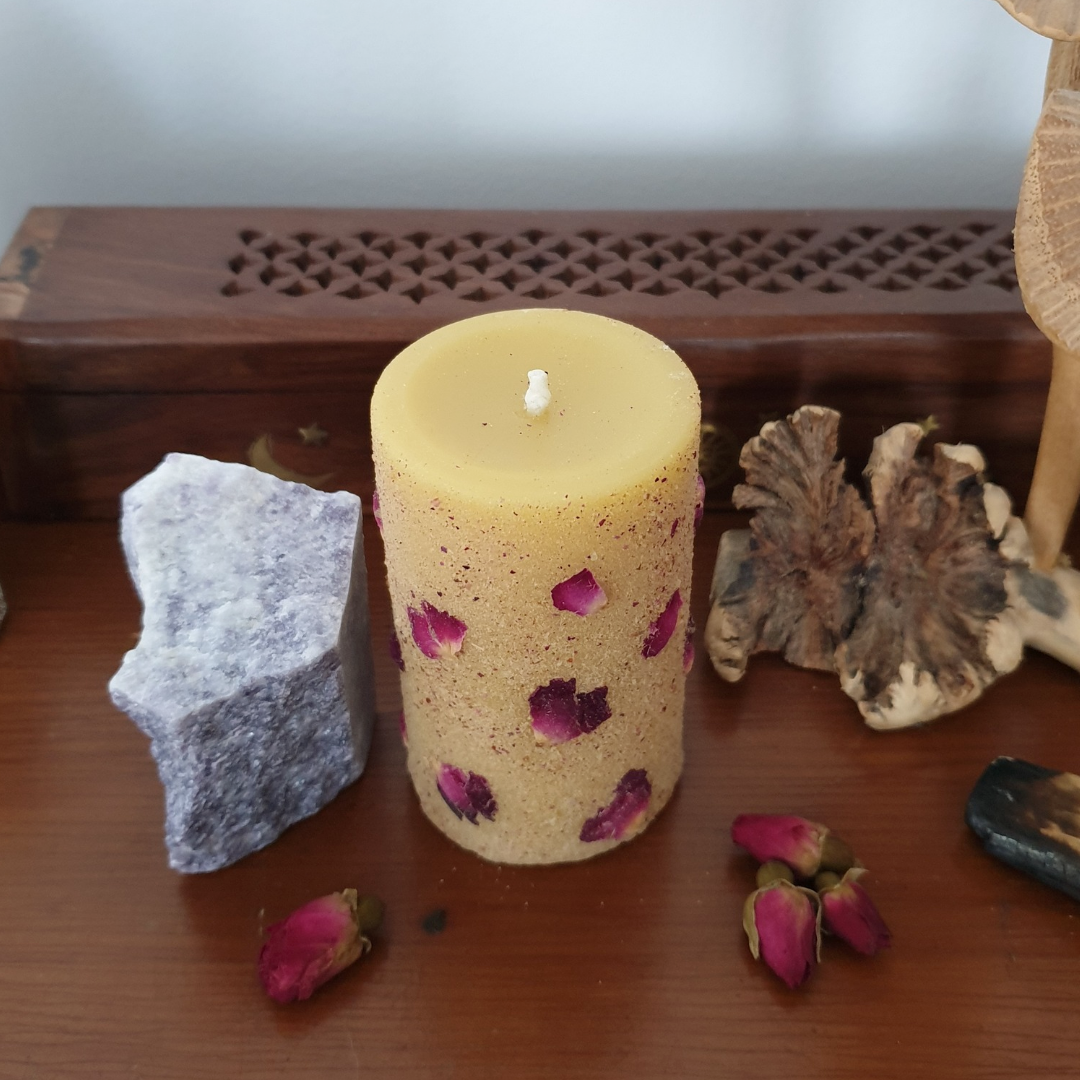 'Rose & Resins' Beeswax Small Pillar Candle | 20 Hrs