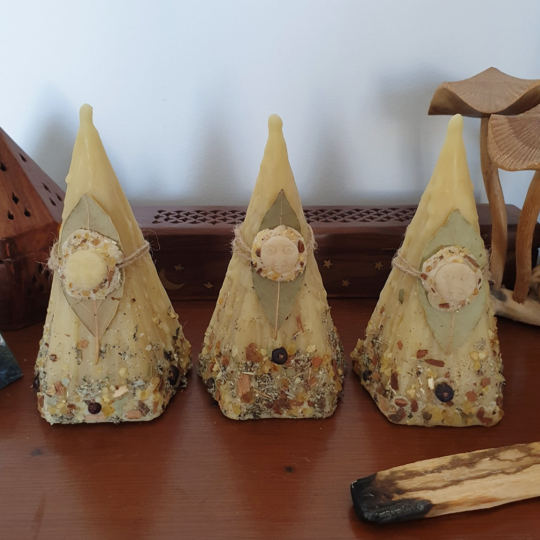 'Celestial Earth' Beeswax Pyramid Candle with Herbs & Resins