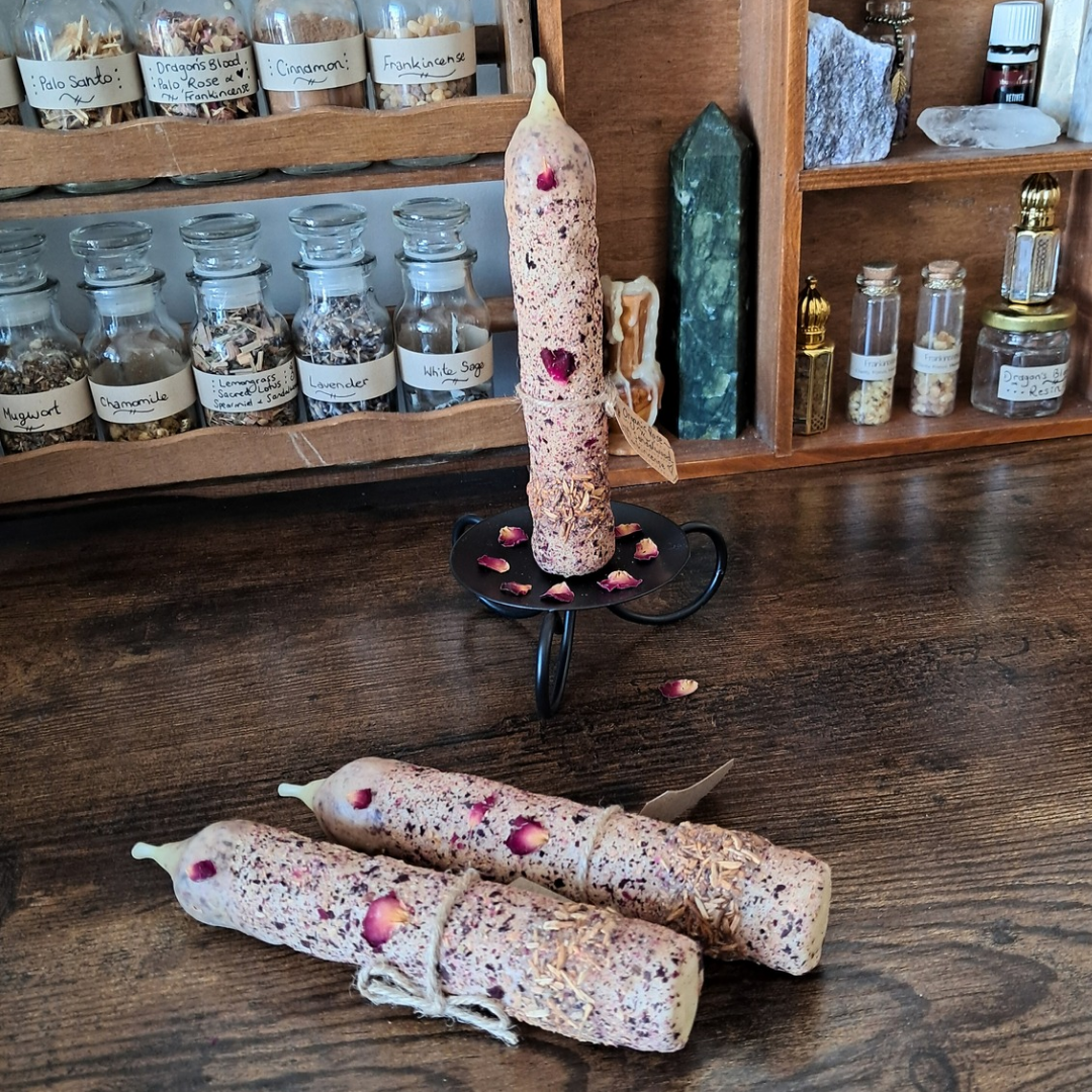 Rose, Frankincense & WA Sandalwood 15cm Beeswax Taper (Single)