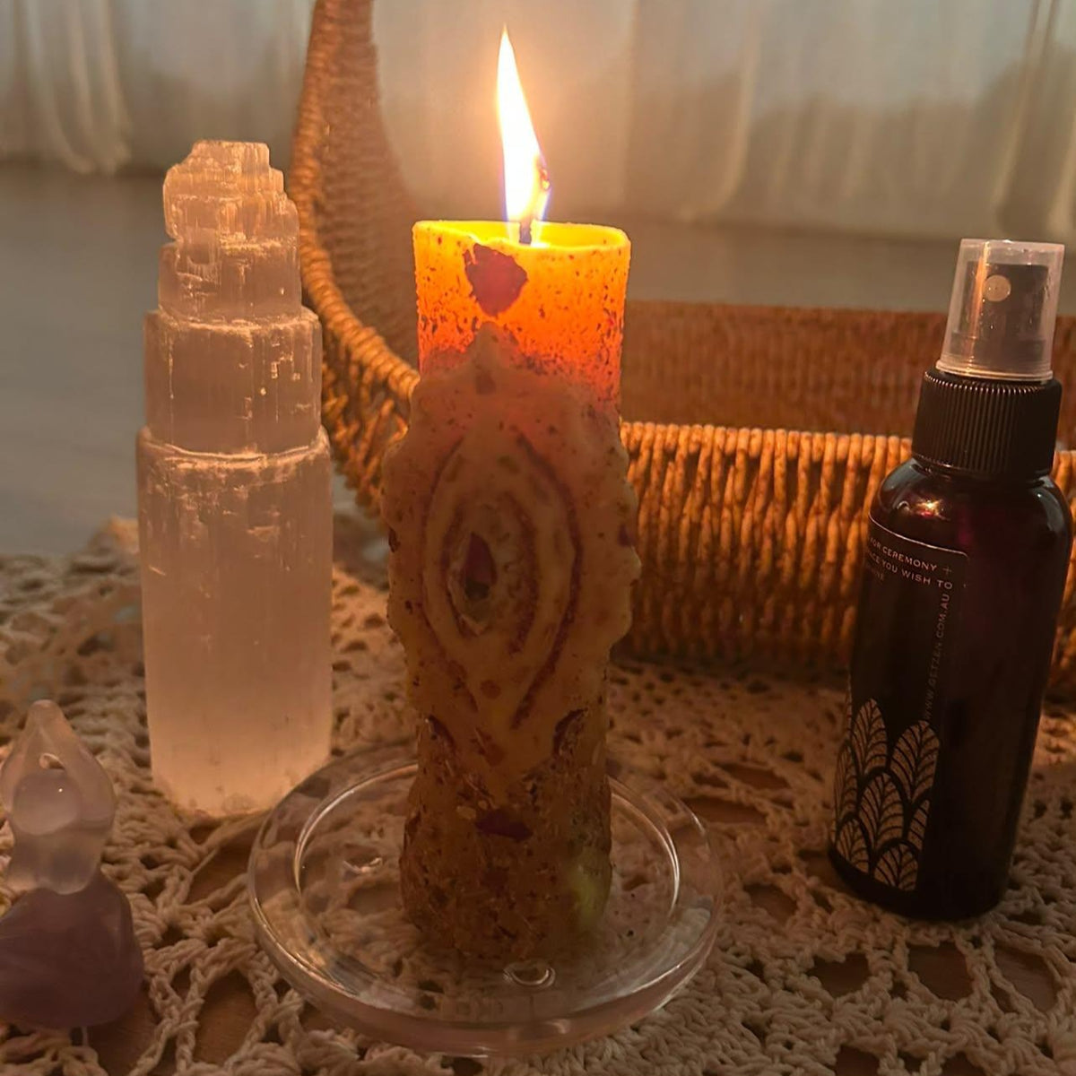 Yoni' Beeswax Candle (15cm) with Rose & Sacred Resins ♡