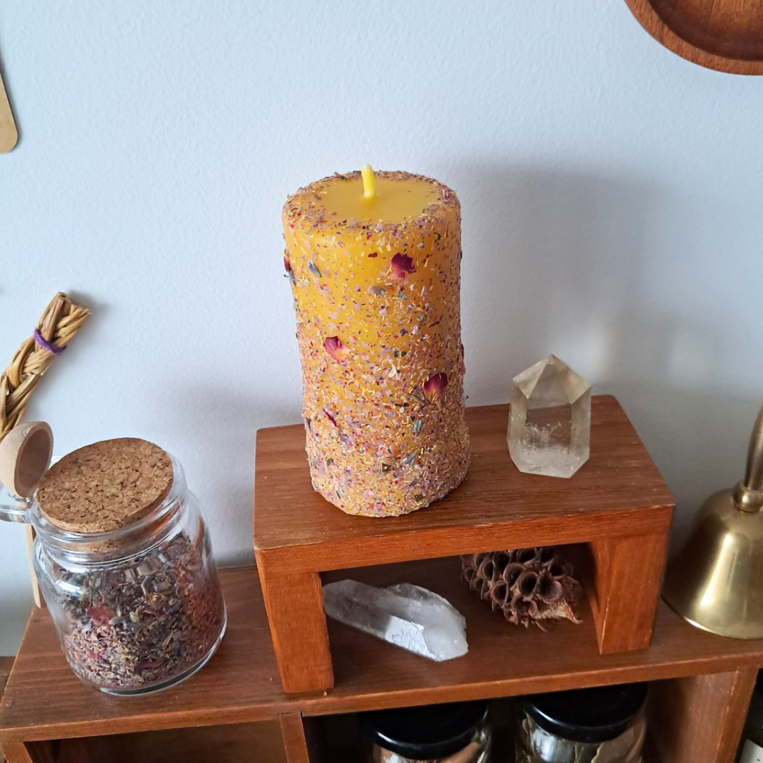 'Soft Devotion' ♡ Small Botanical Beeswax Pillar Candle