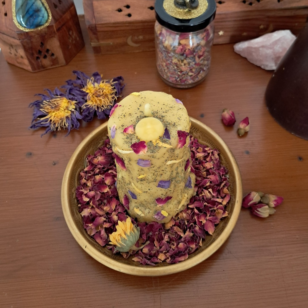 'Lunar Bloom' Beeswax Pillar Candle ♡ Small | 25+ hrs