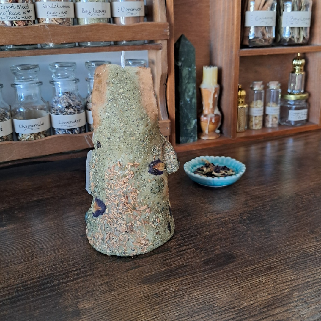 'Guardian of the Mystic’s Forest' Beeswax Candle with Lemurian Quartz & Labradorite #4