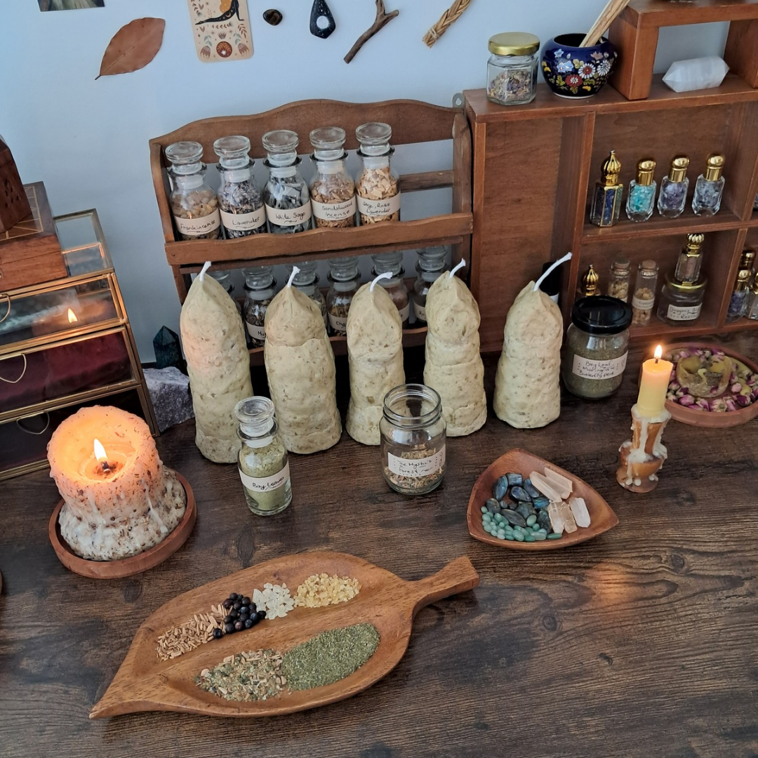 'Guardian of the Mystic’s Forest' Beeswax Candle with Lemurian Quartz & Labradorite #4