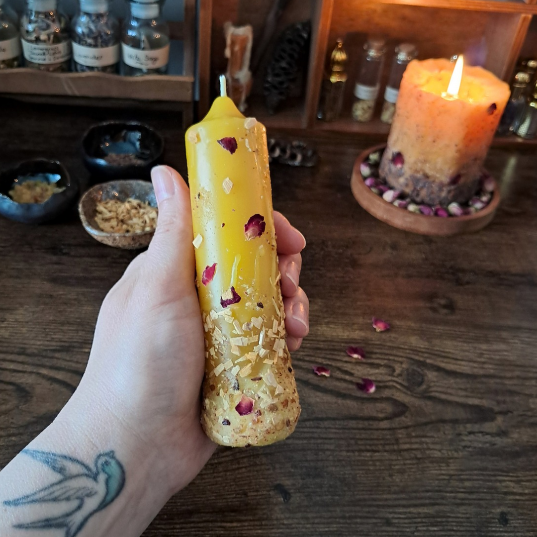 Palo Santo & Sacred Resins 15cm Beeswax Candle