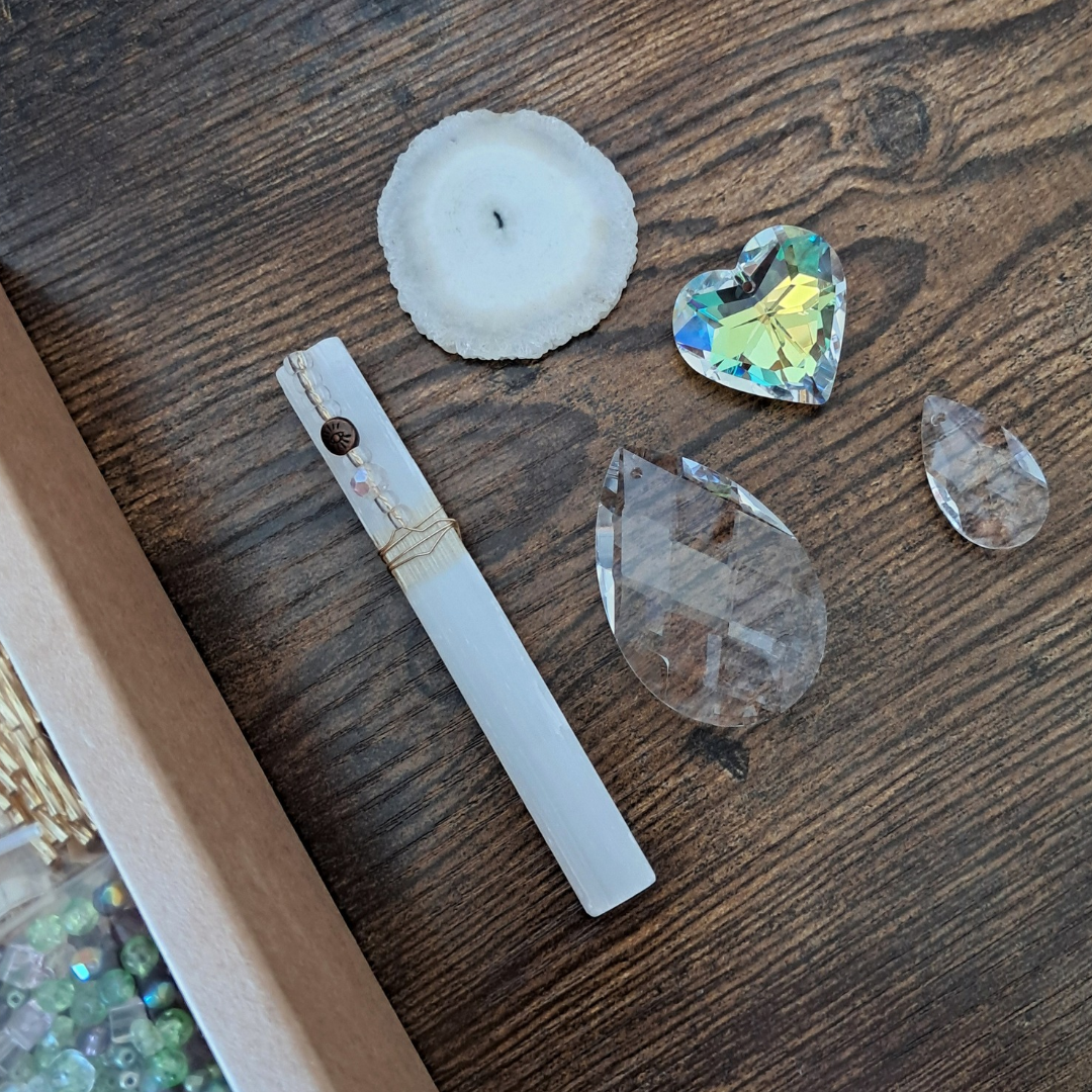 Solar Quartz & Selenite DIY Suncatcher Bead Kit (Green)