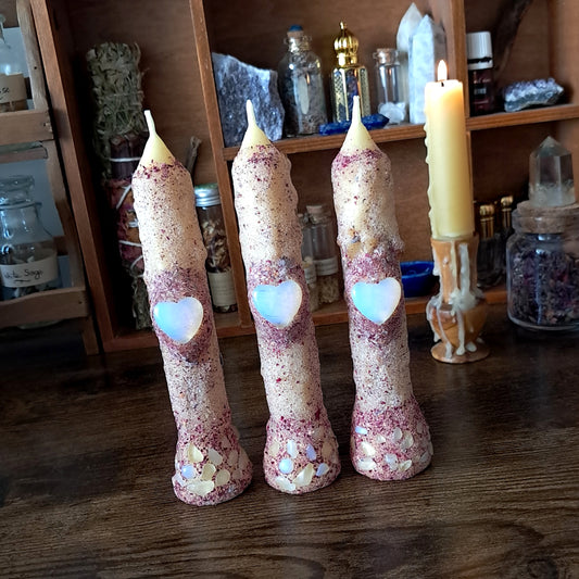 'Opalite, Lavender, Rose Sacred Lotus & Frankincense' Beeswax Taper Candle (Single) ♡ 15cm
