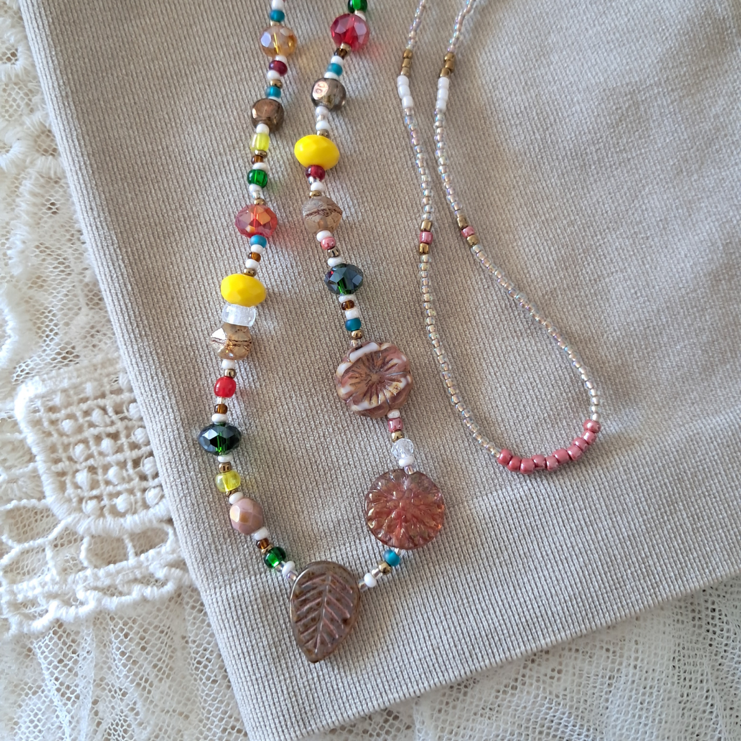 'Flower Child' Retro Long Bead Necklace ♡