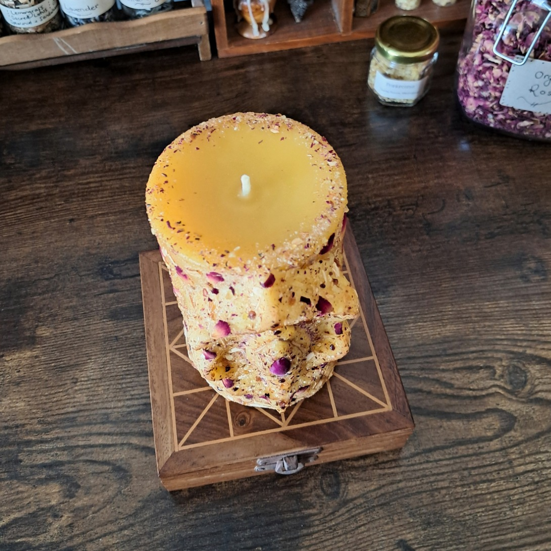 Yoni' Beeswax Pillar Candle with Palo Santo & Sacred Resins ♡ 100+ hrs
