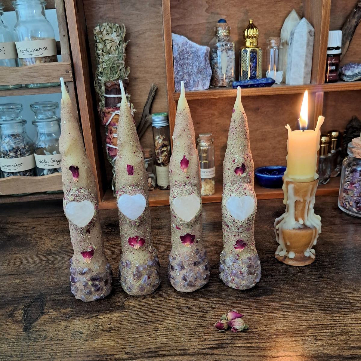 'The Secret Garden' ♡ Beeswax Taper Candle | Rose Quartz & Amethyst (Single)
