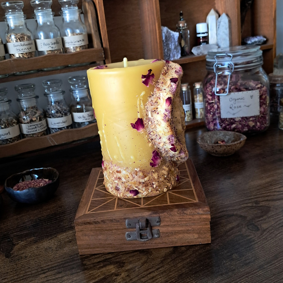 Yoni' Beeswax Pillar Candle with Palo Santo & Sacred Resins ♡ 100+ hrs
