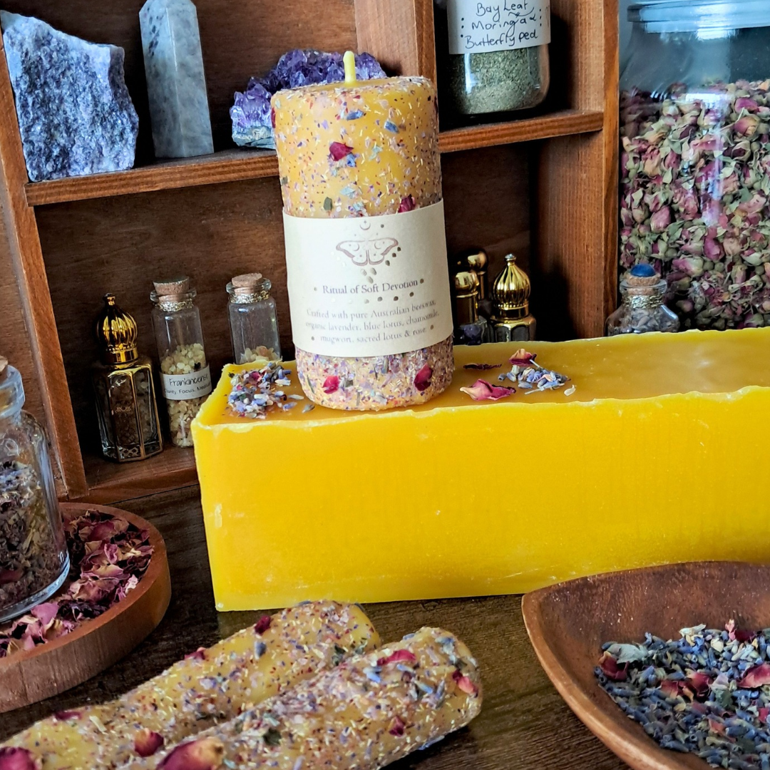 'Soft Devotion' ♡ Small Botanical Beeswax Pillar Candle | 20 hrs