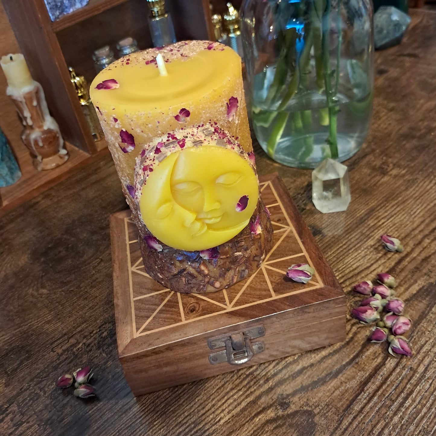 'Sun/Moon' Beeswax Pillar Candle | Cinnamon, Frankincense & Rose