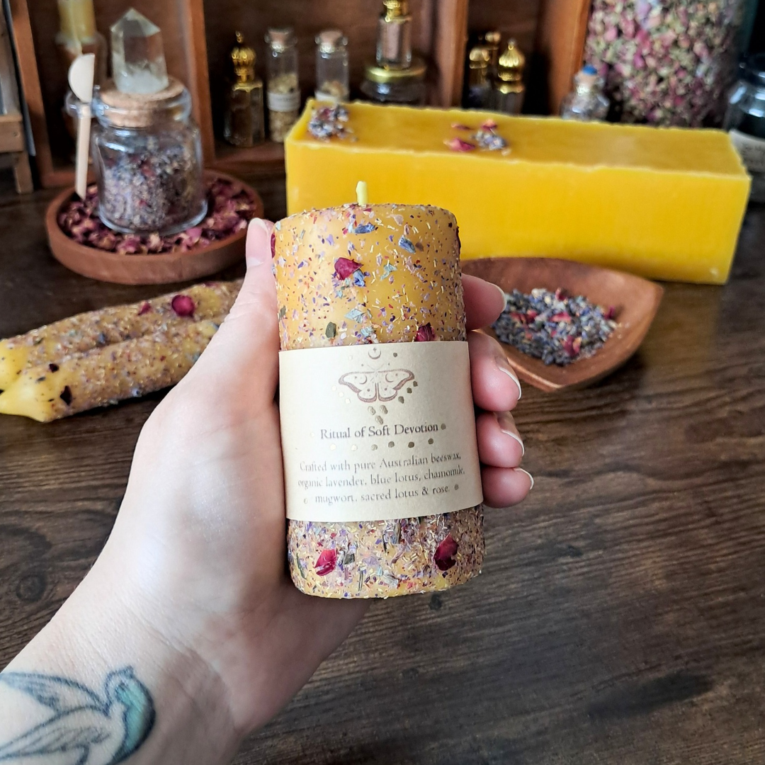 'Soft Devotion' ♡ Small Botanical Beeswax Pillar Candle | 20 hrs