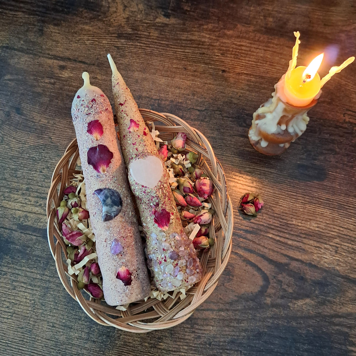 Rose & Lavender Beeswax Taper Candle Duo | with Rose Quartz & Amethyst